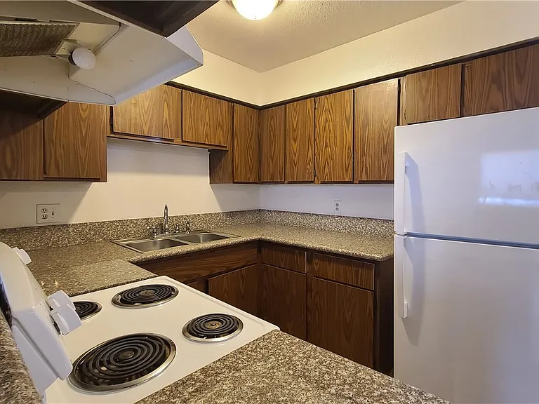 3117 E Carey Ave #3 — Photo 8