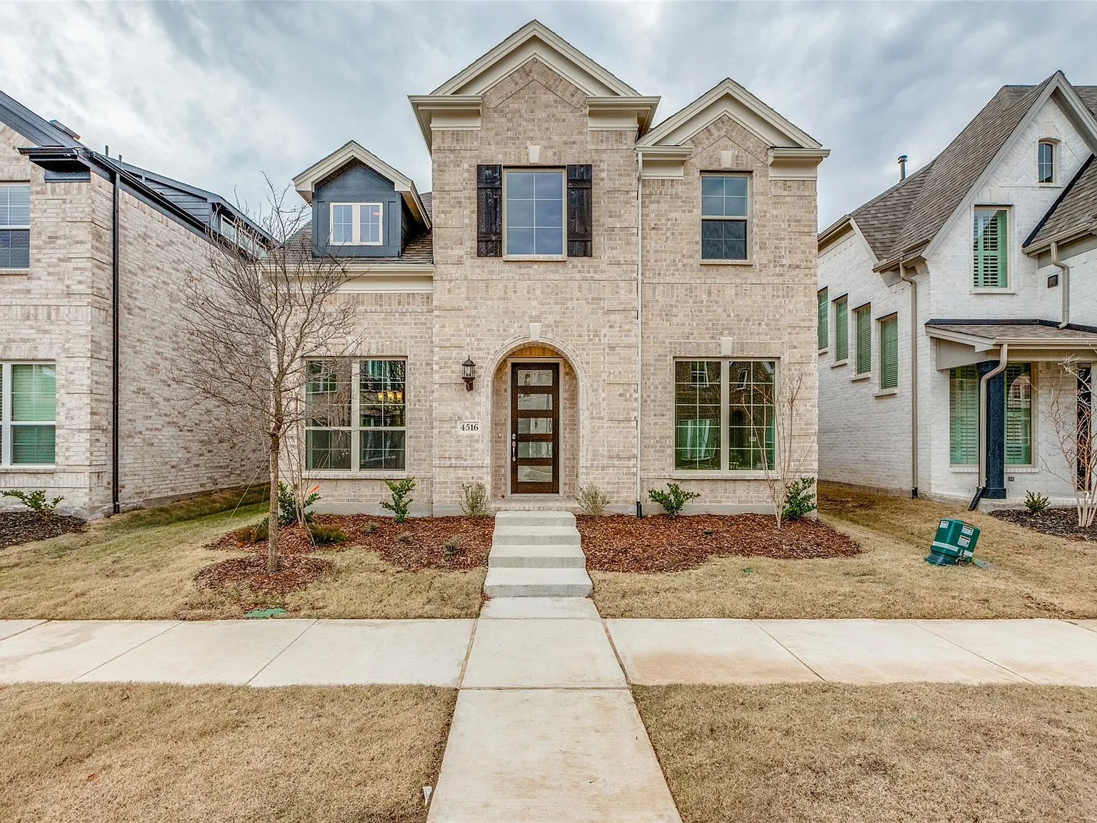 4 bed, 3.5 bath, 3558 sqft, $3,995 — Photo 1