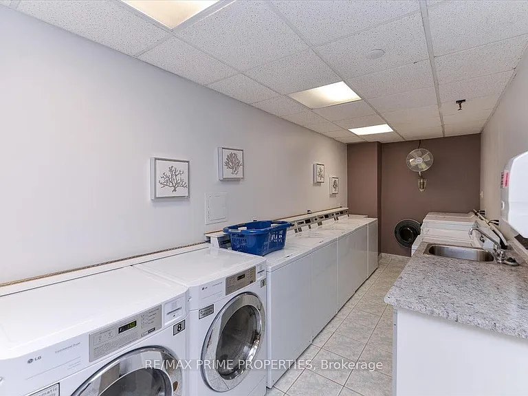158 McArthur Ave #209 — Photo 20