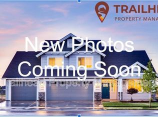 324 W College St APT 203, Independence, MO 64050