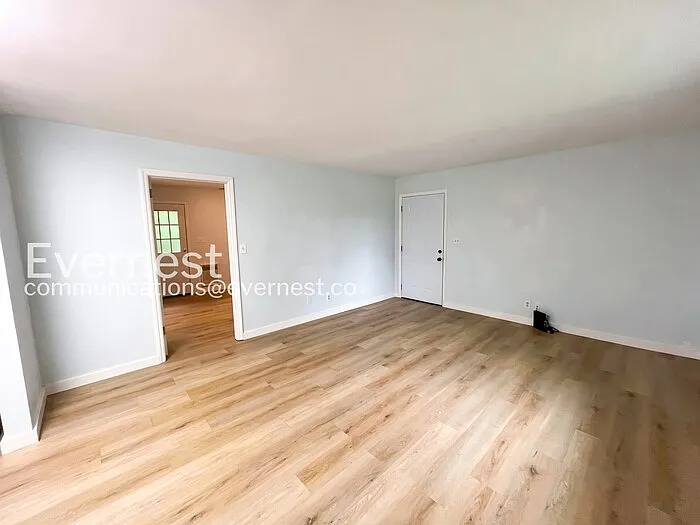 154 Goodson Ave #2B — Photo 4