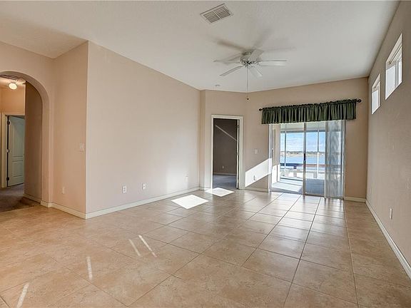 5th image of 1316 Kellogg Dr