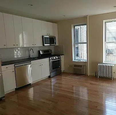 Rented by Level Group | media 11