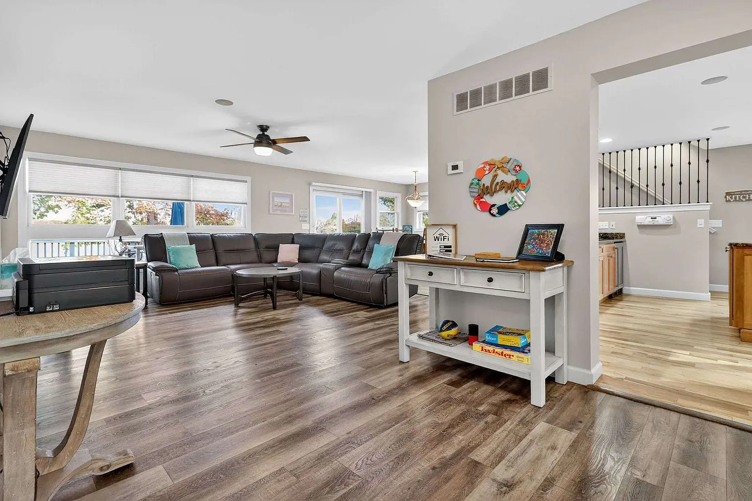 4 bed, 4.0 bath, 2389 sqft, $8,662 — Photo 1