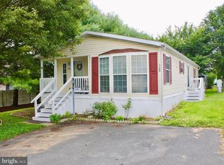 208 Silver Wind Ct N, Lancaster, PA