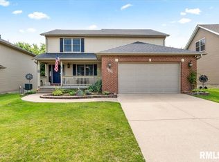 6230 N Clark St, Davenport, IA 52806
