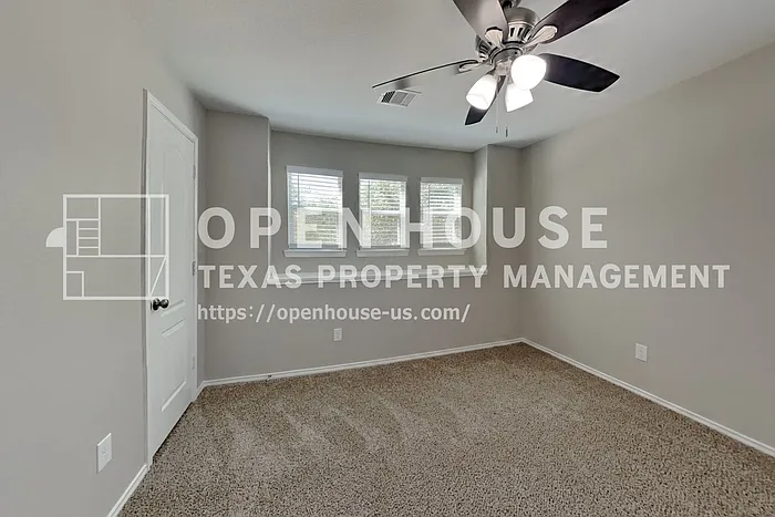 18230 Temple Hill Ln — Photo 13