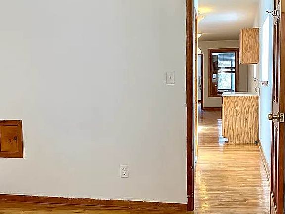 5th image of 1501 1st Ave APT 3S