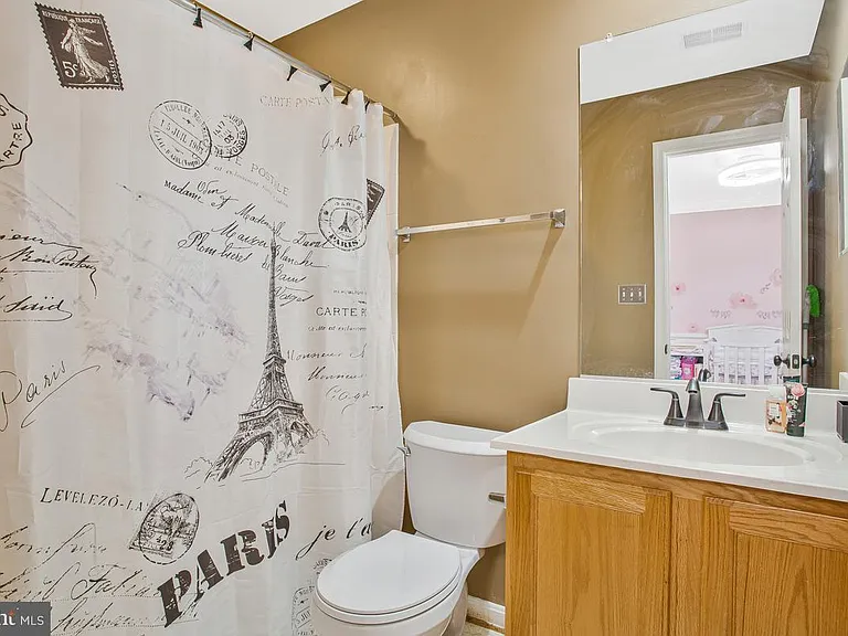13902 Barrington Ln — Photo 14
