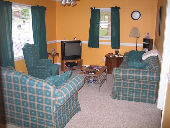 4th image of 3023 Curtis St