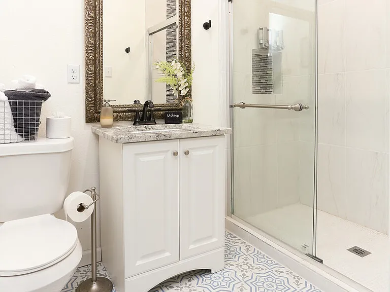 1007 Avant Ave — Photo 13