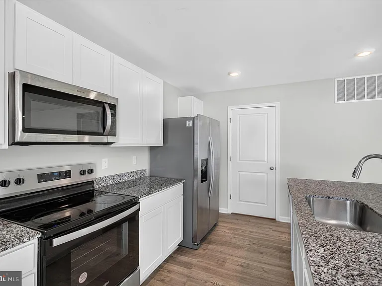 3155 White Tail Dr — Photo 16