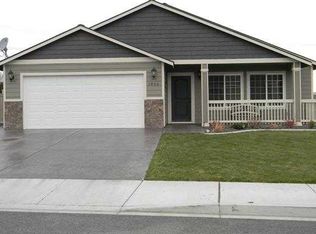 1908 S Kellogg Pl, Kennewick, WA 99338