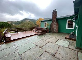 23 Rock Ridge Rd, Woodacre, CA 94973