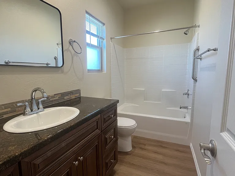 357 S Cliffs Pkwy #C — Photo 4