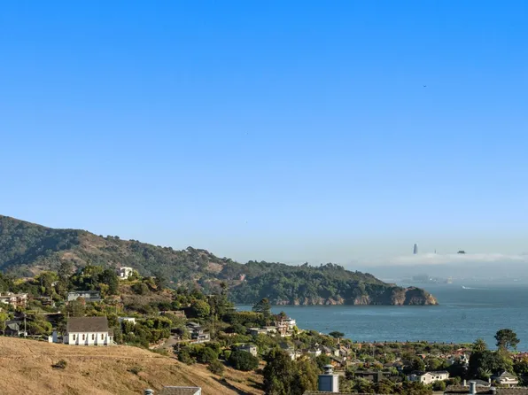 28 Marinero Circle #34, Tiburon, CA 94920