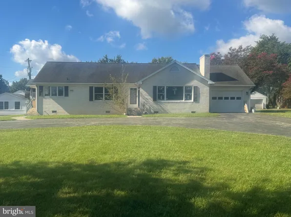 24471 Mervell Dean Rd, Mechanicsville, MD 20636