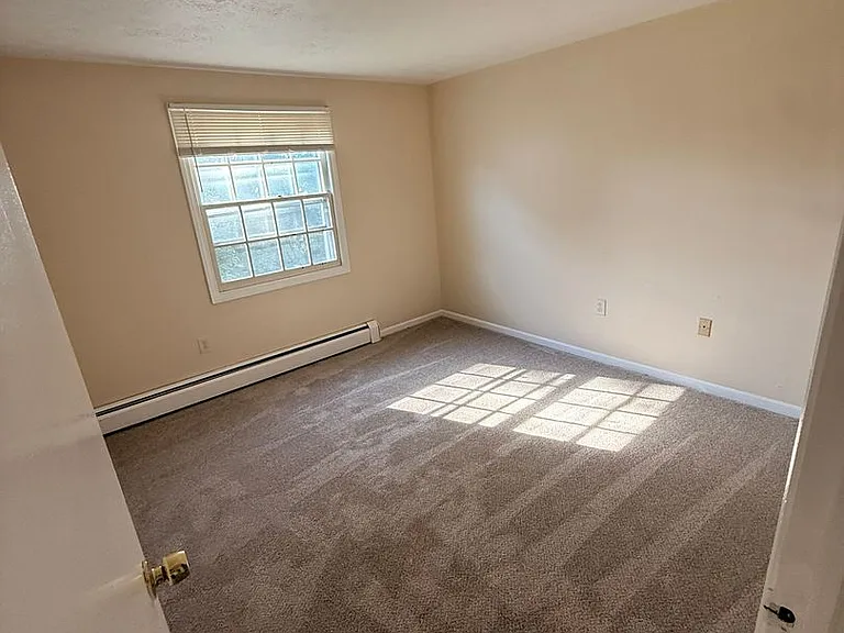 1188 Middle Tpke W — Photo 18
