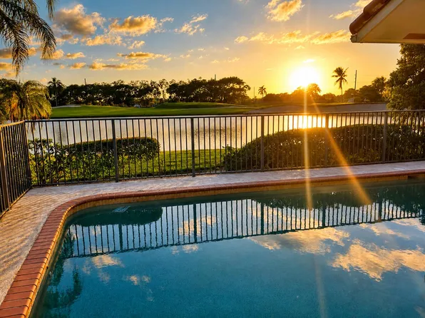 6180 Golf Villas Drive, Boynton Beach, FL 33437
