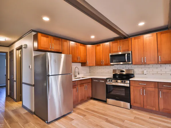 609 Oakwood St #B, Easton, PA 18045