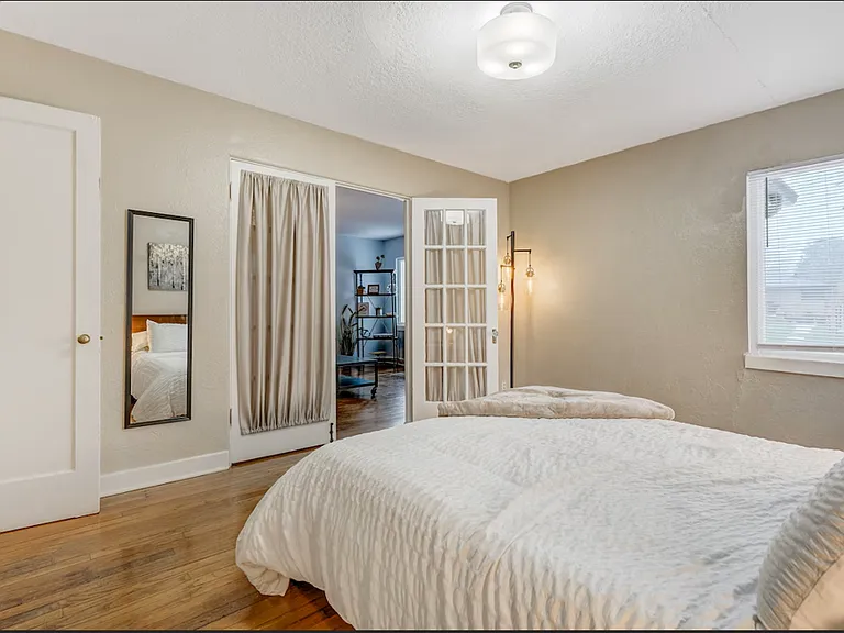 2533 E Buena Ventura St #1 — Photo 24