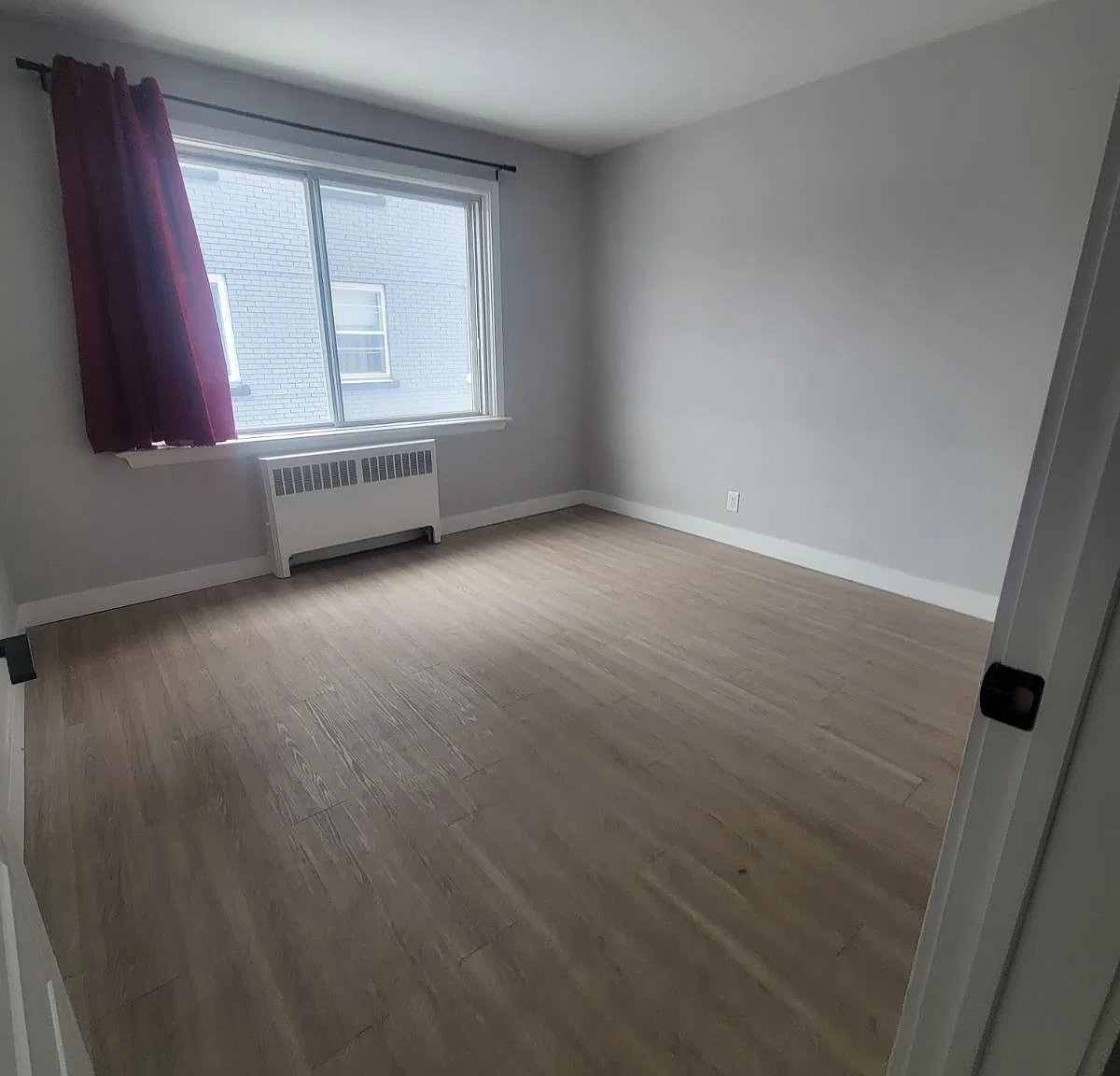 model - 1113 Second St W — Photo 2