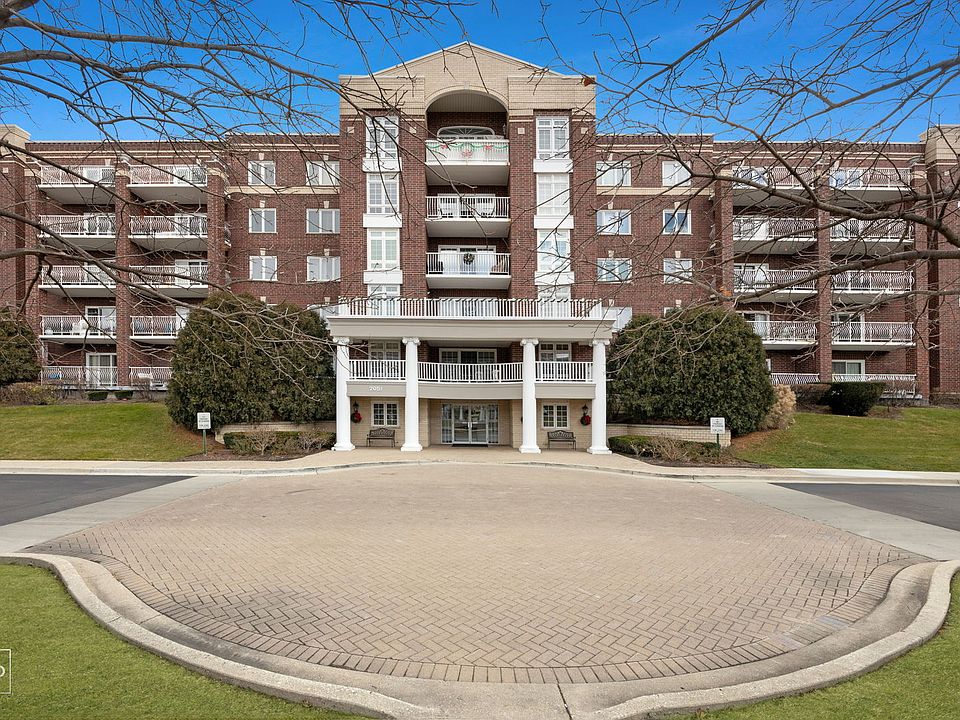 1st image of 7051 W Touhy Ave APT 506