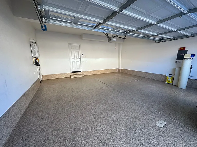 345 Dahlia Way — Photo 21