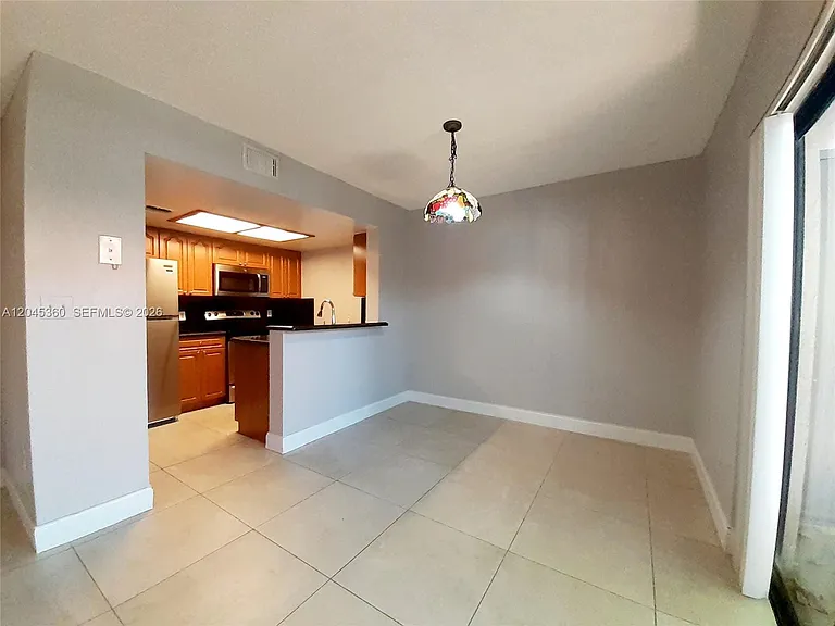 8407 Coral Lake Mnr #8407 — Photo 7