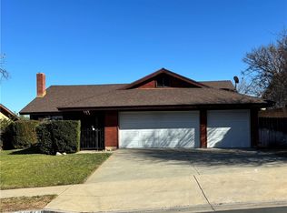 2033 W Ontario Ave, Corona, CA 92882