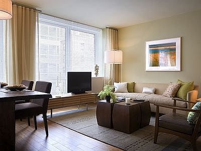 1st image of 450 W 17th St #Penthouse 6