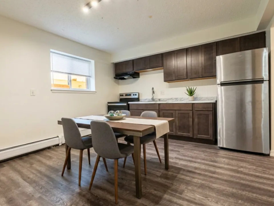 1524 Mount Hope Ave #1
