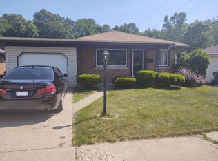 6715 Ash Pl, Gary, IN 46403