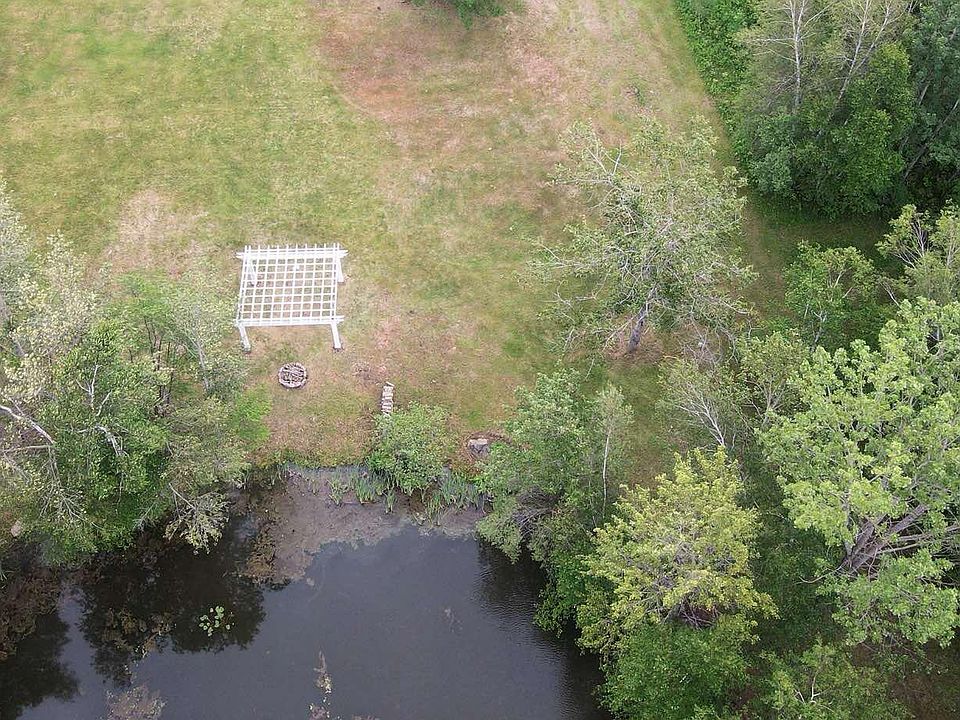 2nd image of 36 Overlook Dr