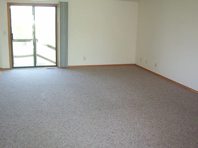 3469 W Hoke Dr — Photo 5