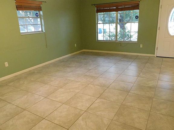 3rd image of 8108 Hampshire Dr
