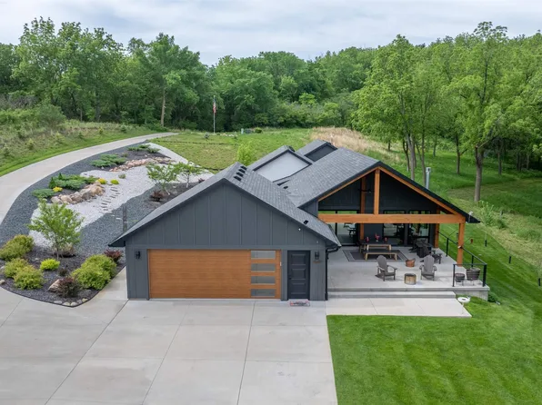 4800 Boulevard Dr, Sioux City, IA 51104