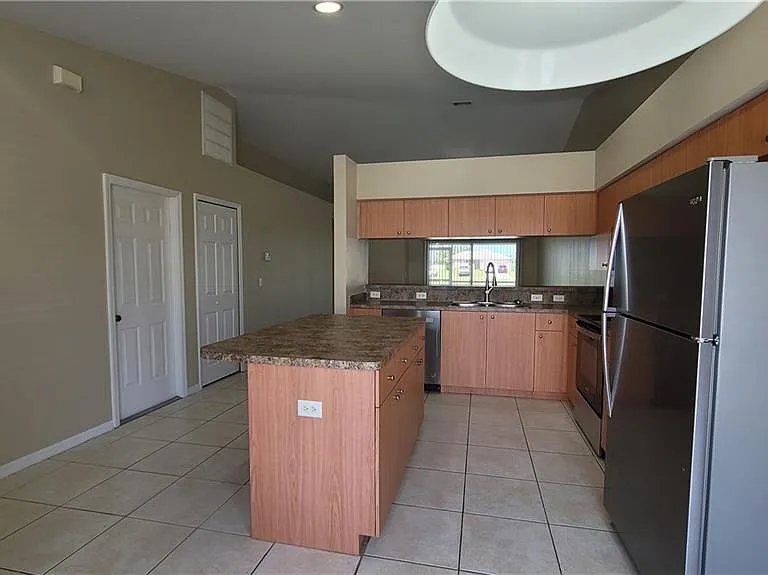 2026 Andalusia Blvd — Photo 3