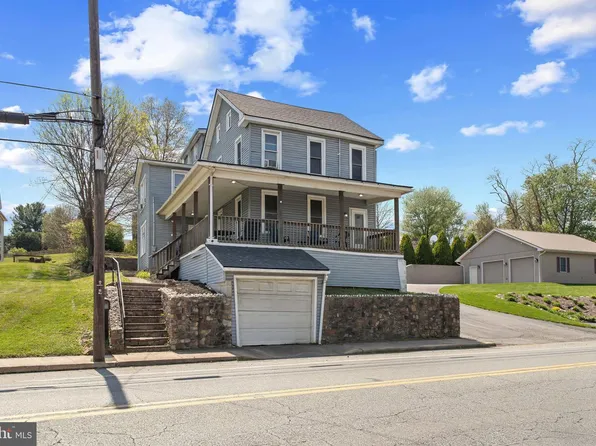 702 W Main St, Waynesboro, PA 17268