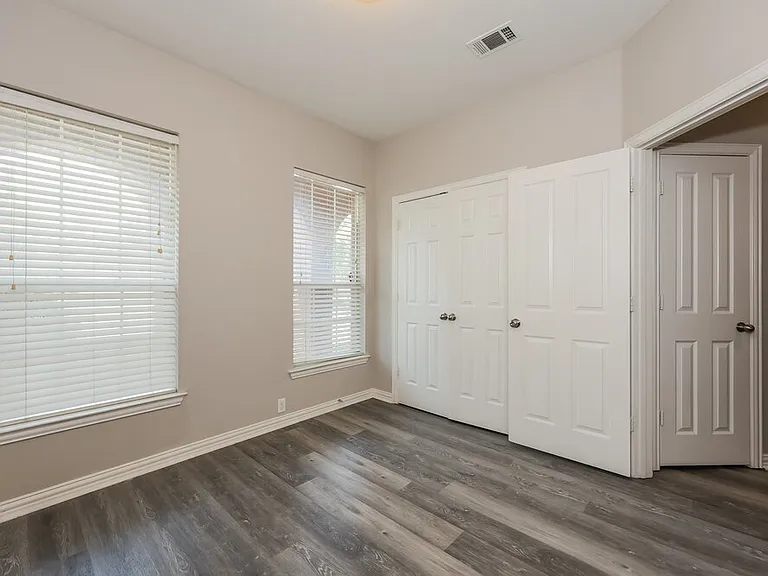 1721 Duck Cove Dr — Photo 12