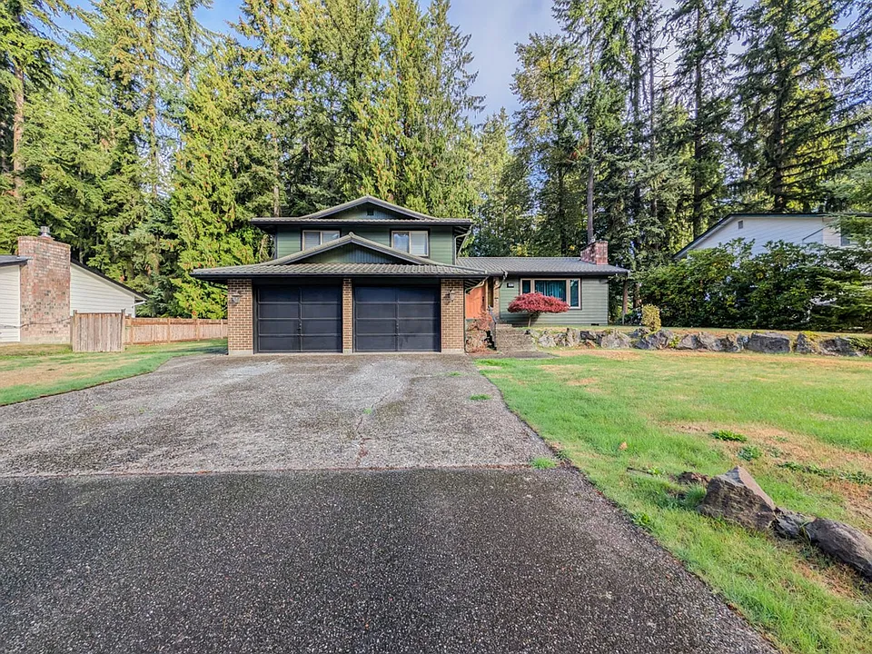3923 107th Pl NE