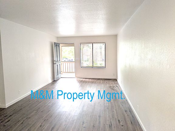 2nd image of 2595 Greenwood Ln APT 5