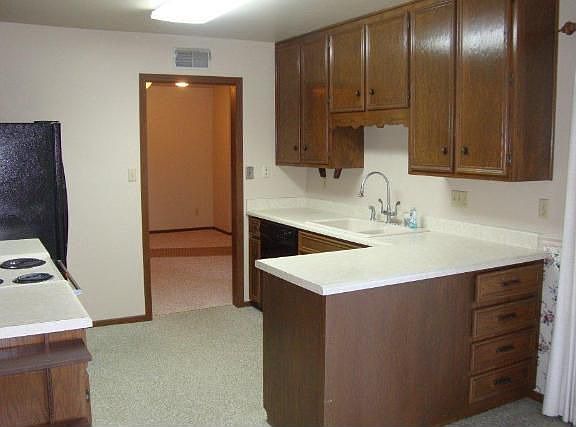 5th image of 2532 Cross Creek Dr APT D