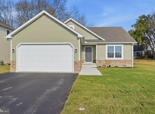 101 Fairfax Ln, Dover, DE 19901