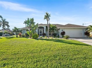 1102 El Dorado Pkwy W, Cape Coral, FL 33914
