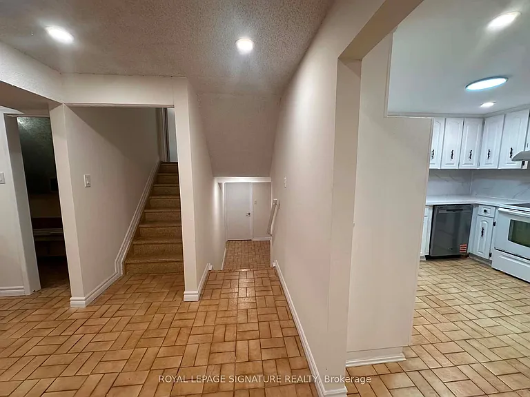 4170 Sunset Valley Ct #LOWER BSMT — Photo 11
