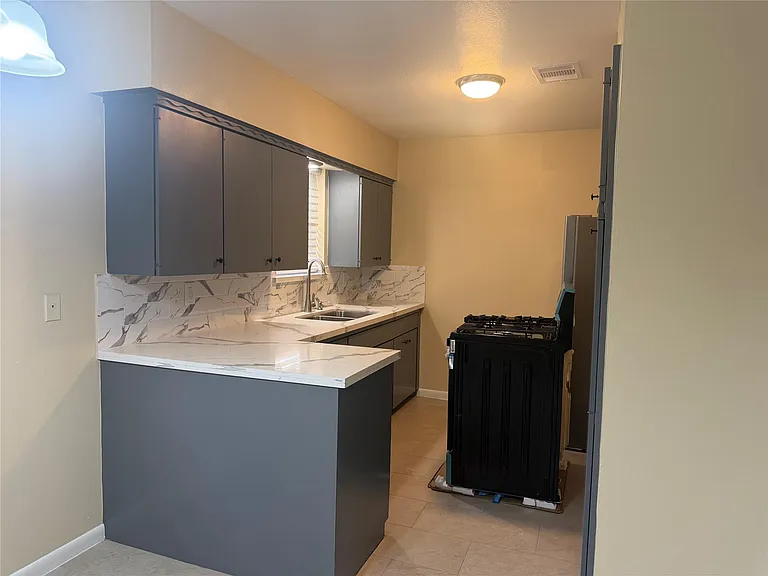 7335 Tanager St — Photo 5