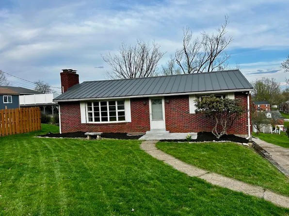 107 Pearl Dr, Canonsburg, PA 15317