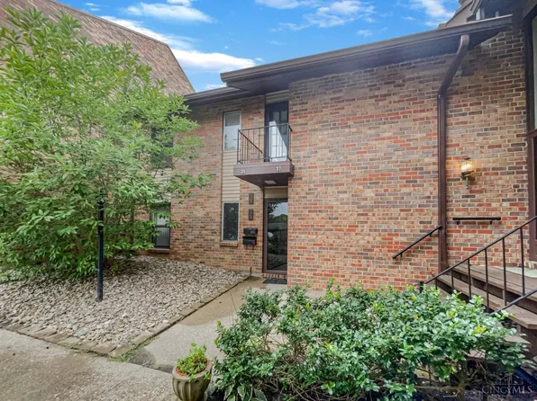 37 Stillmeadow Dr, Cincinnati, OH 45245