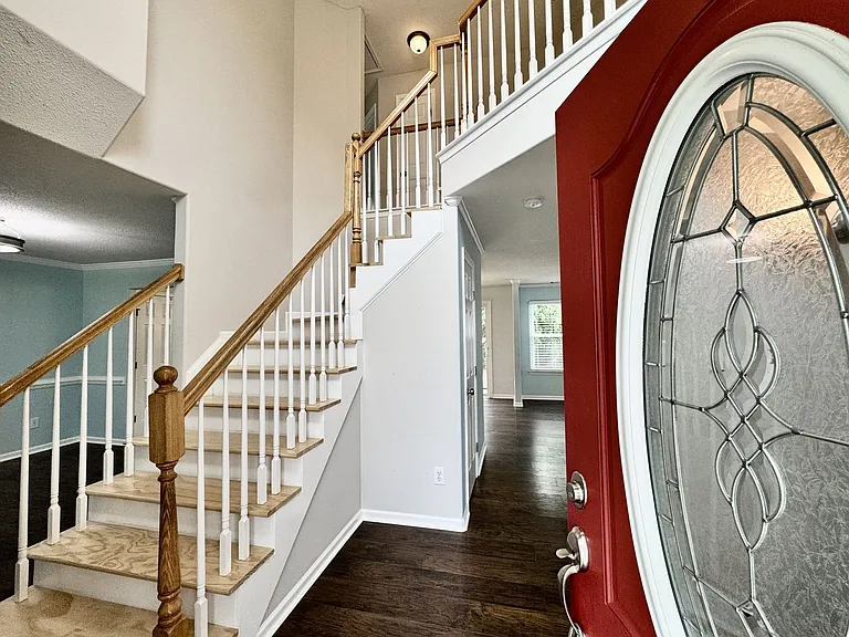 1733 Bernstein Dr — Photo 4